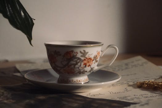 2024 Vintage Tea Cup Trends: Nostalgia Meets Modern Design
