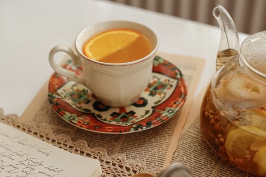 2024 Vintage Tea Cup Trends: Bold Colors, Sustainability & Tech